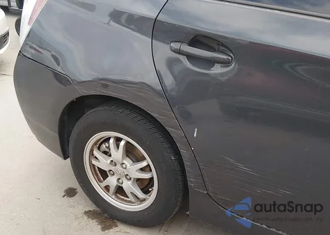 2010 Toyota Prius Ii z USA, uszkodzony, nr VIN JTDKN3DUXA0196054